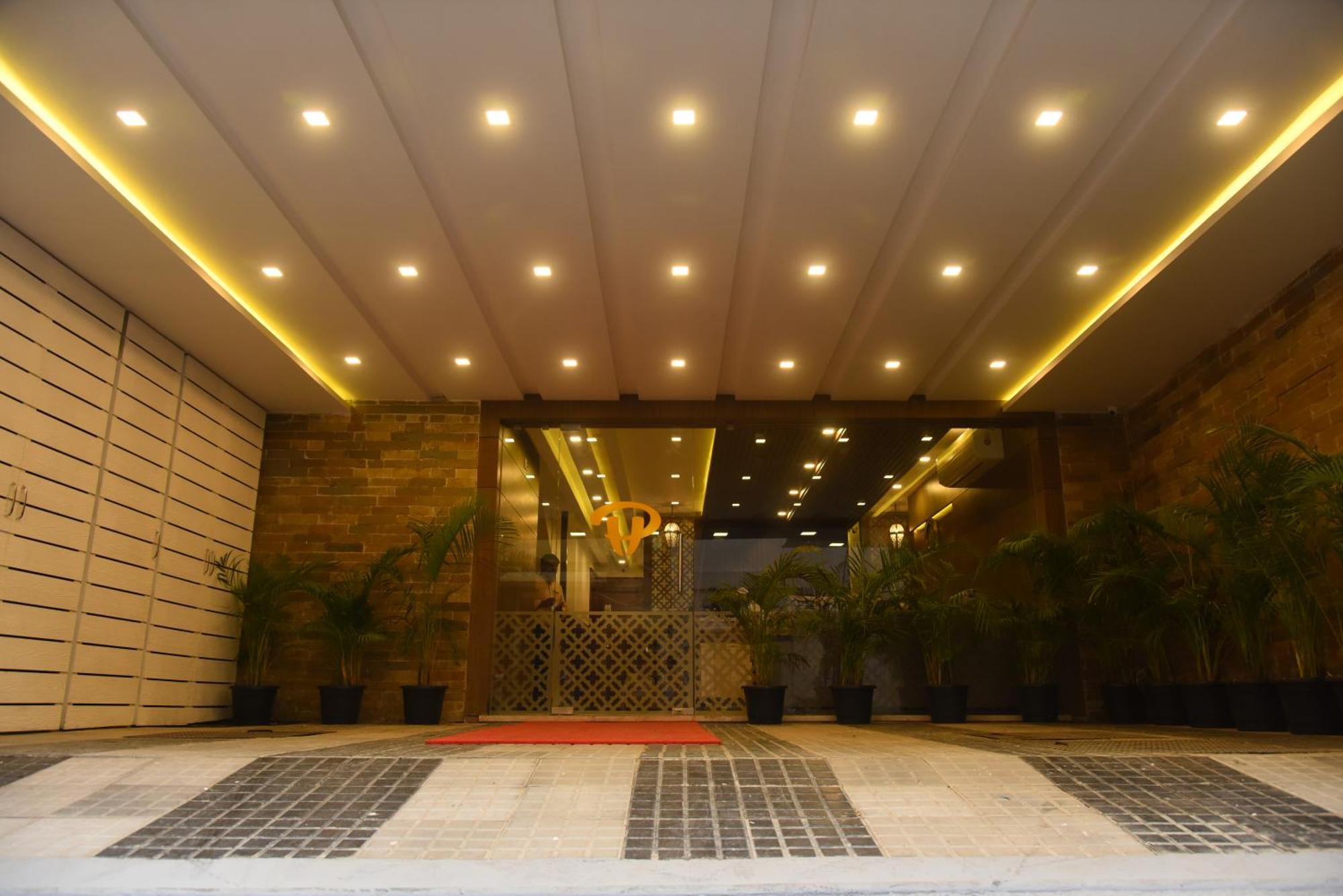The Hydel Park - Business Class Hotel - Near Central Railway Station Chennai Bagian luar foto