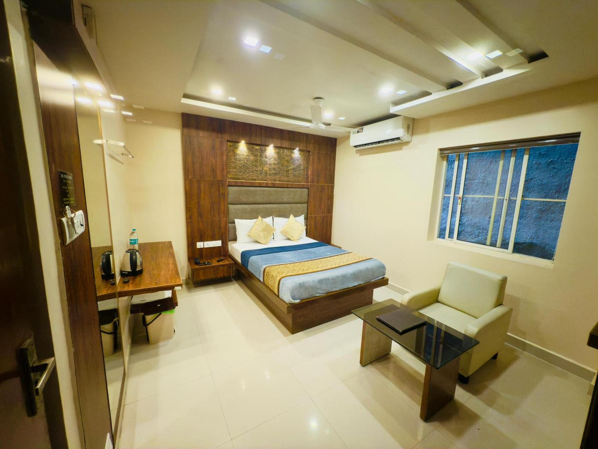 The Hydel Park - Business Class Hotel - Near Central Railway Station Chennai Bagian luar foto